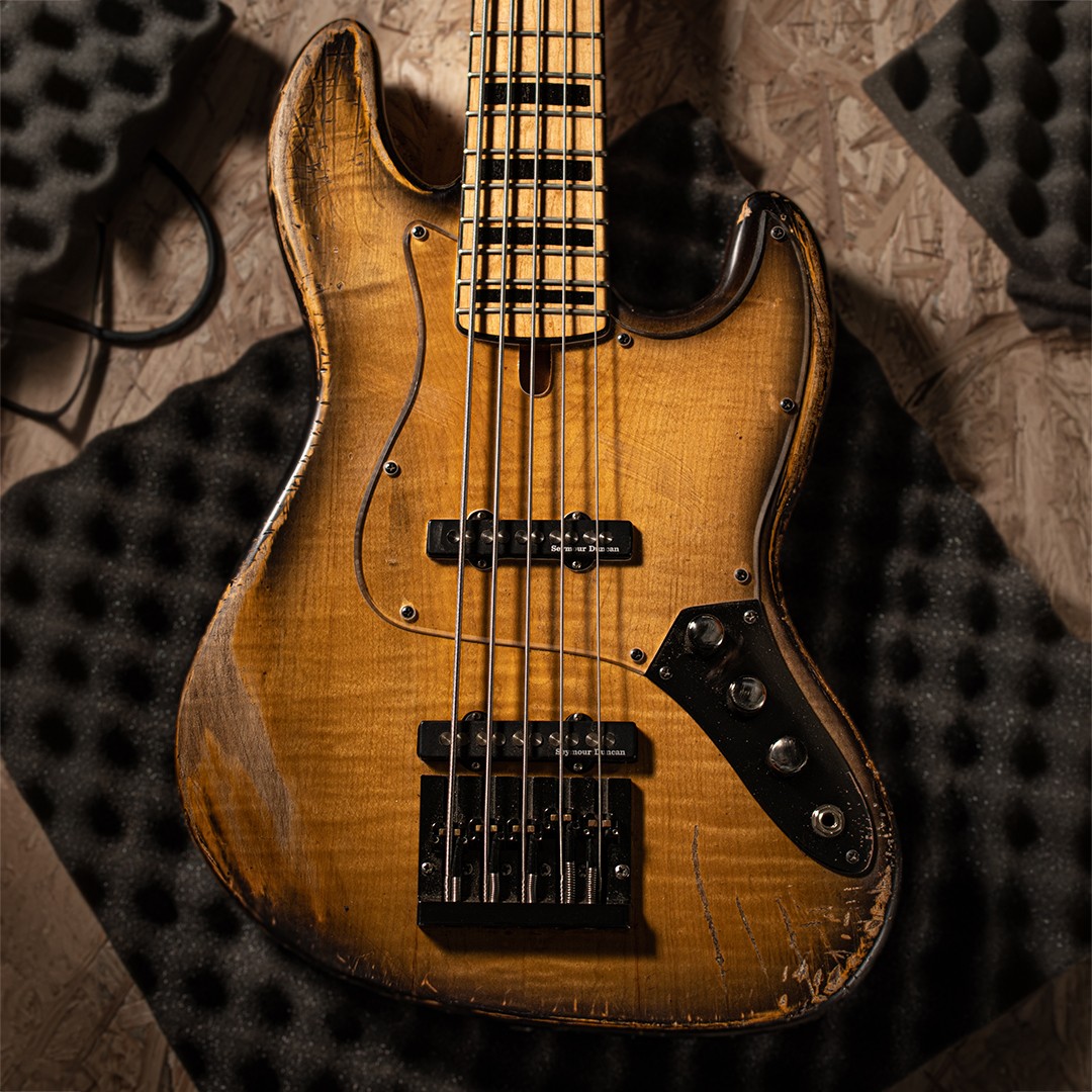 bajo-5-cuerdas-signature-jony-2