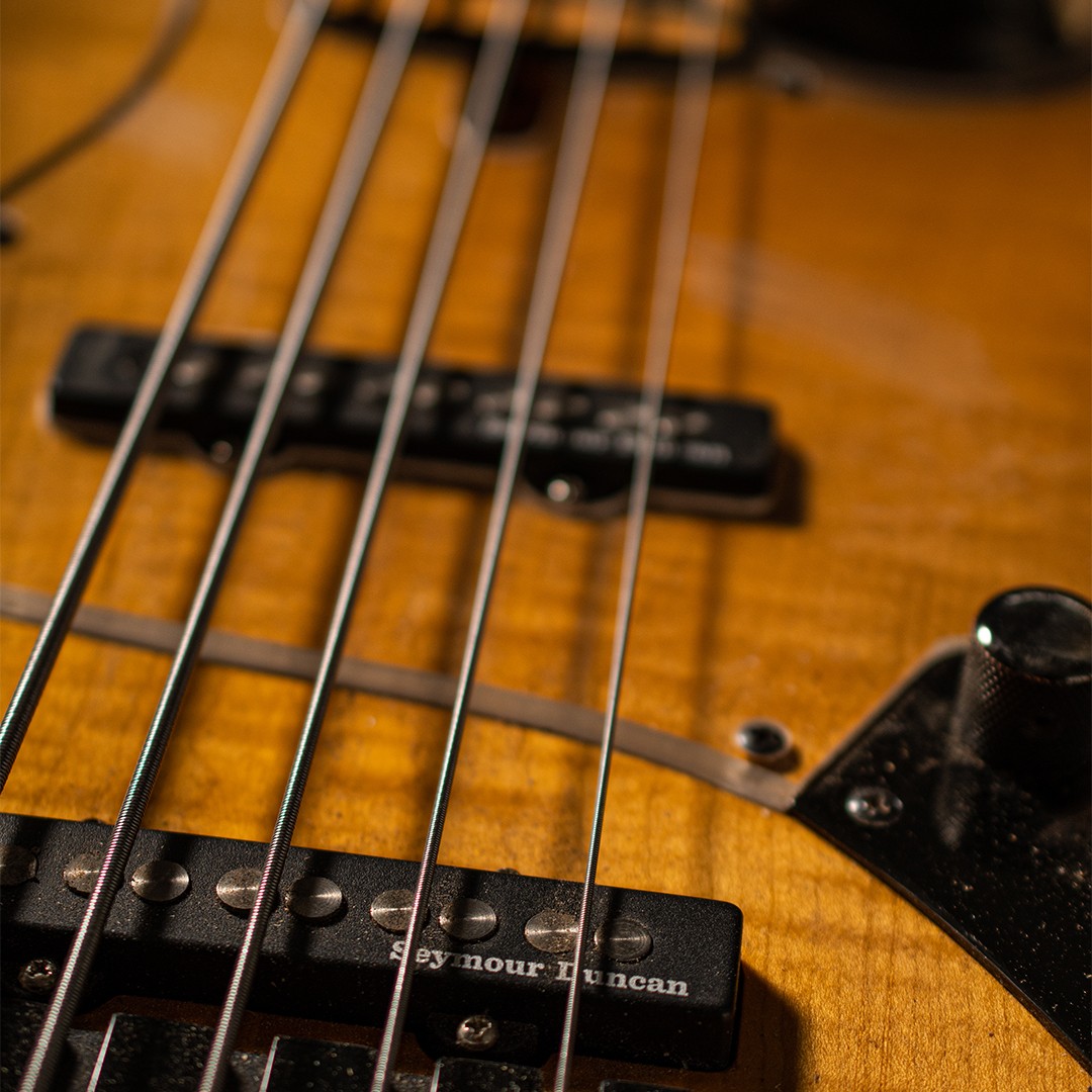 bajo-5-cuerdas-signature-jony-2