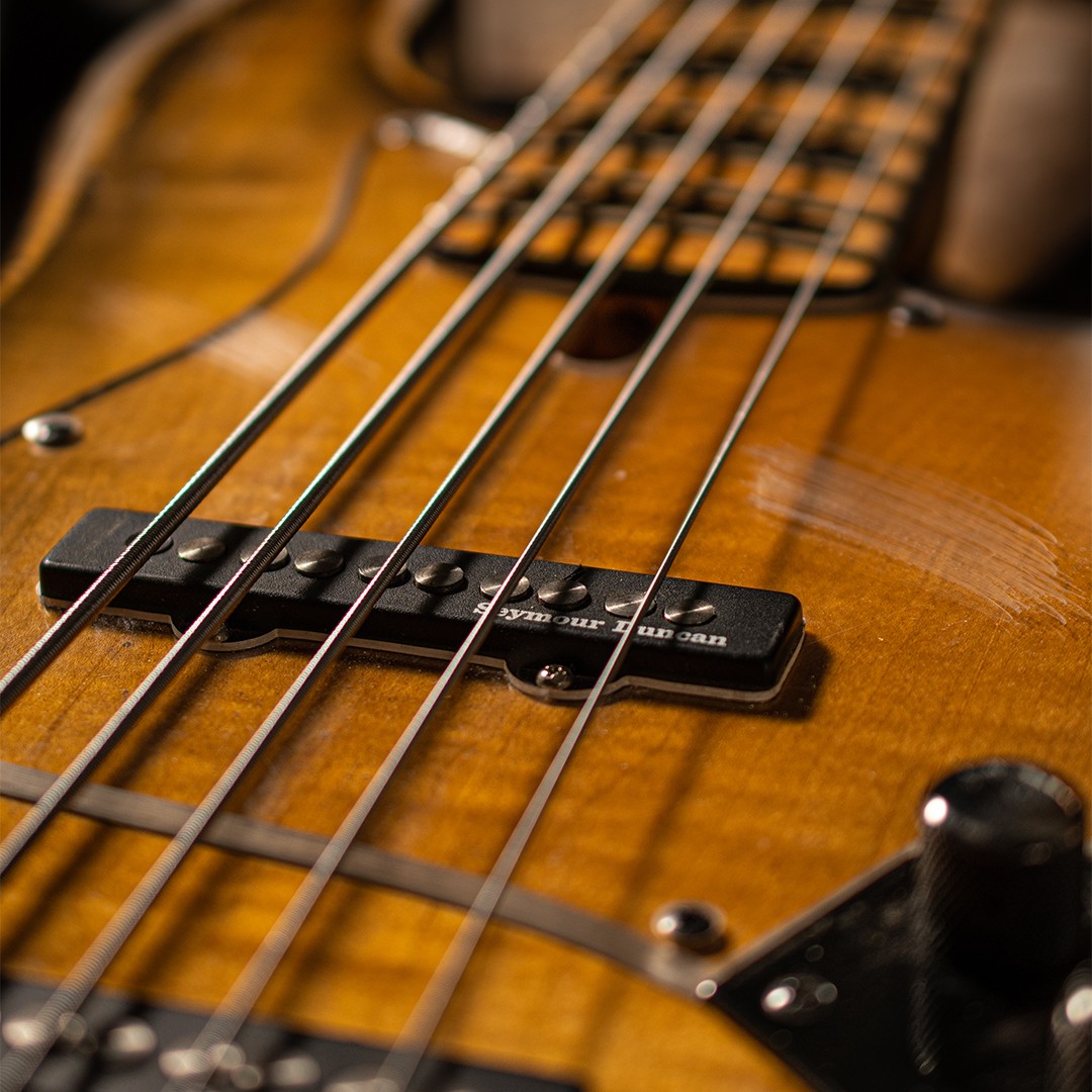 bajo-5-cuerdas-signature-jony-2